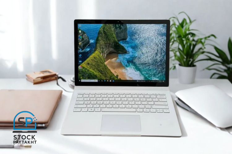لپتاپ Surface Book 2 با پردازنده i7 نسل هشتم، رم 8 گیگ و نمایشگر لمسی 13 اینچ 2K