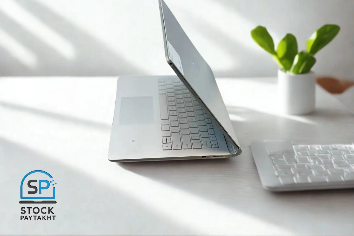 لپ‌تاپ Surface Book 2 i7 رم ۱۶، SSD ۵۱۲، گرافیک GTX 1050، نمایشگر لمسی ۱۳ اینچی