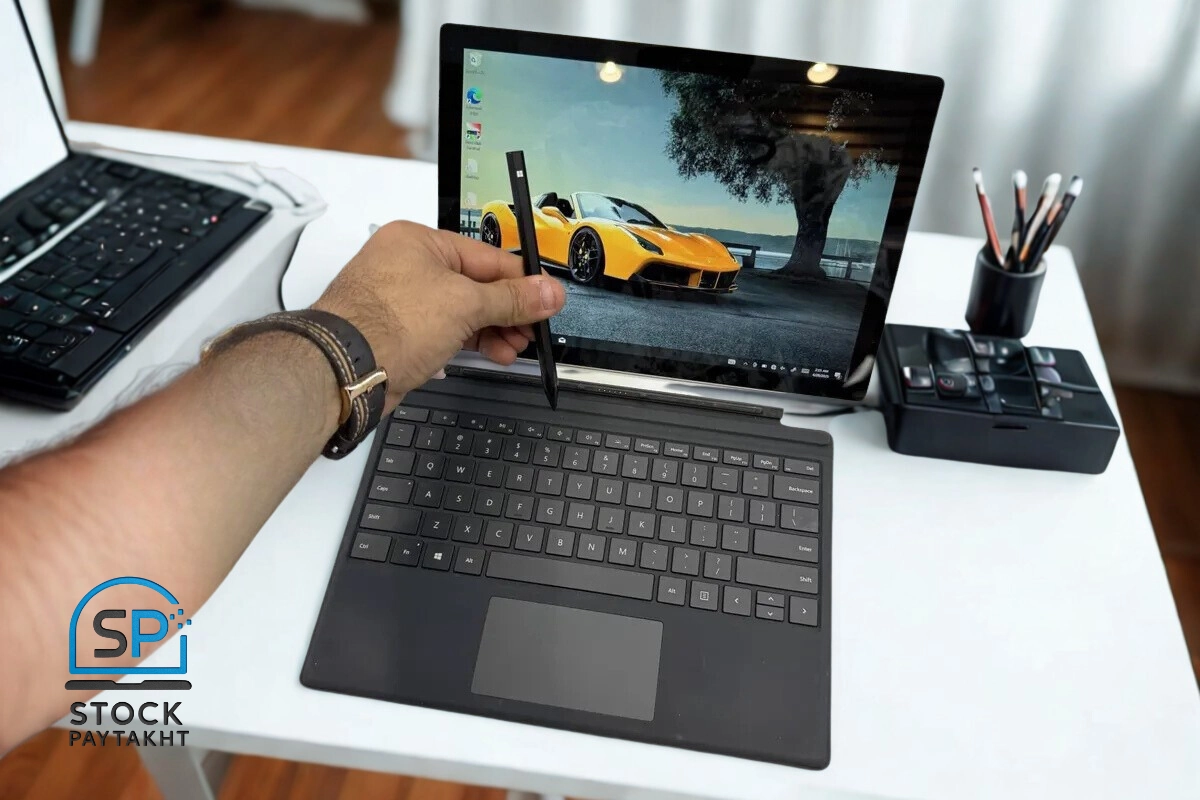 Surface Pro 7 با پردازنده i3 نسل 10، رم 4، حافظه 128 گیگ SSD و نمایشگر لمسی 12.3 اینچ 2K+ در حالت استوک تمیز