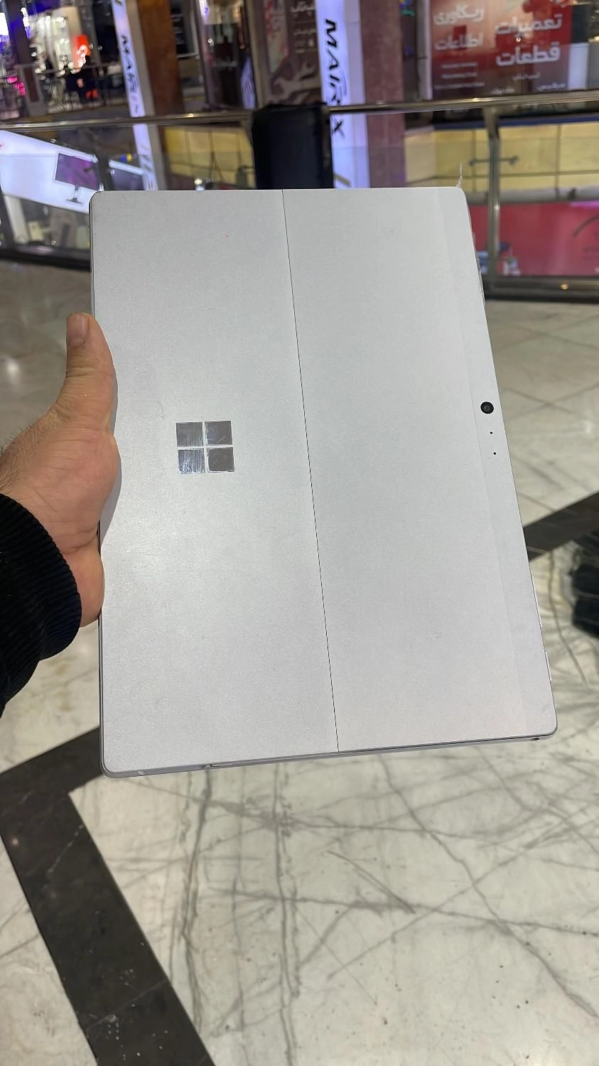 Surface Pro 4 با پردازنده i7 نسل 6، رم 8، حافظه 256 گیگابایت SSD و نمایشگر لمسی 12.5 اینچ 2K+ گرید A+
