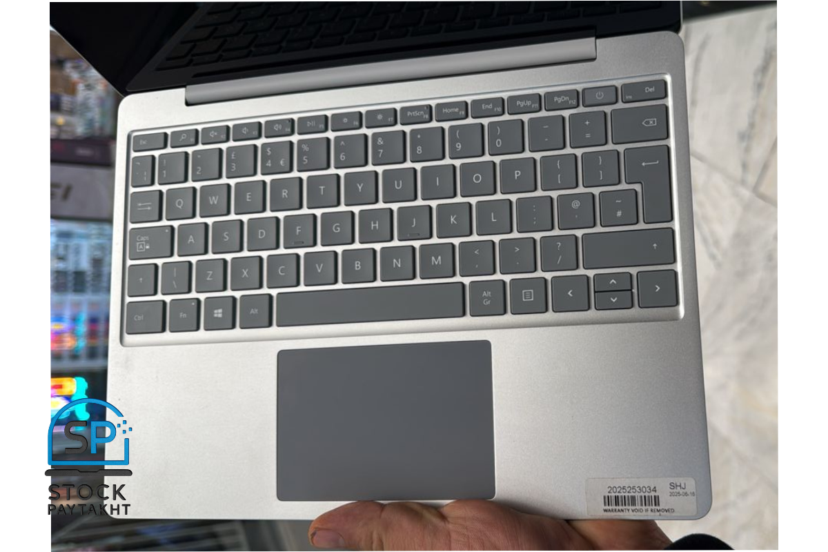 لپ‌تاپ Microsoft Surface Go 1 با پردازنده i5 نسل 10، رم 16 گیگ، حافظه 256 گیگ SSD و صفحه نمایش 12 اینچ | Open Box